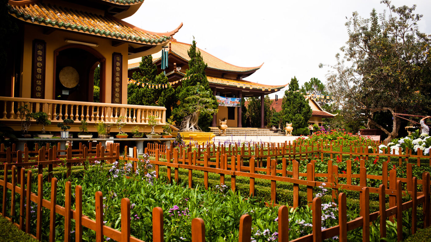Chùa Thiền Viện Trúc Lâm Đà Lạt Khám Phá Địa Điểm Tâm Linh Nổi Tiếng