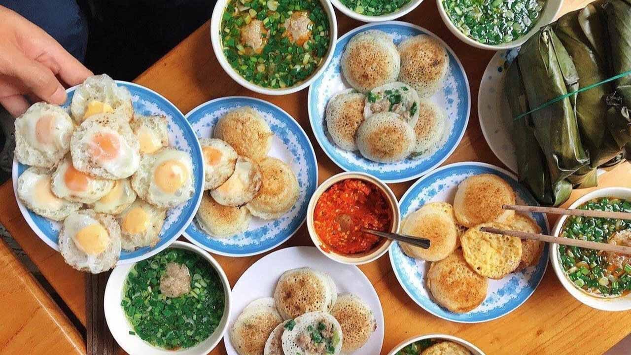 Khám Phá Hương Vị Đặc Sản Bánh Căn Đà Lạt